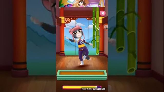 Каратистка Анджела 2 + новая прическа 