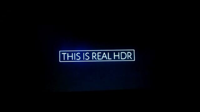 Everycom M8 1080p синее пятно на темном фоне смотреть онлайн