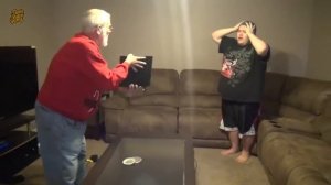 злой дед сломал ps4