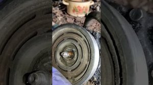 Менял подшипник кондиционера на Рено Логан 1,2 "Дастер"