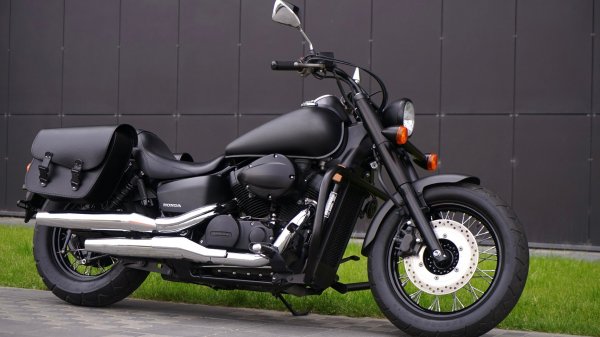 2020 Honda VT 750 Shadow Phantom (Matte Black)