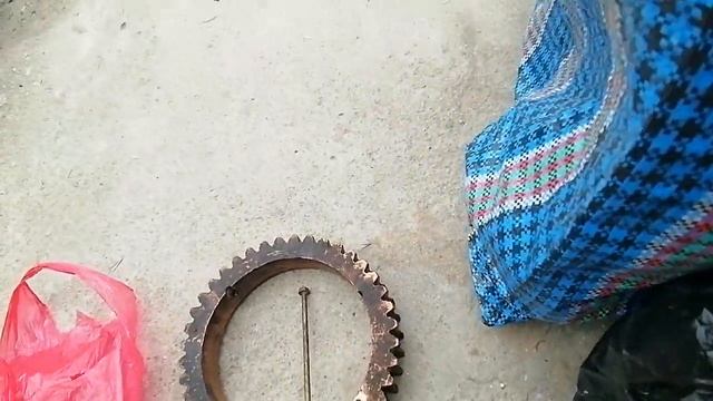 250 рублей/кг купил 25 кг латуни смесителя бронзовая шес?