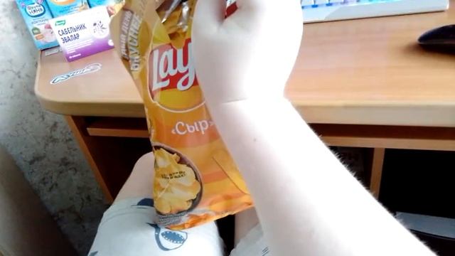 Чипсы Lays с сыром