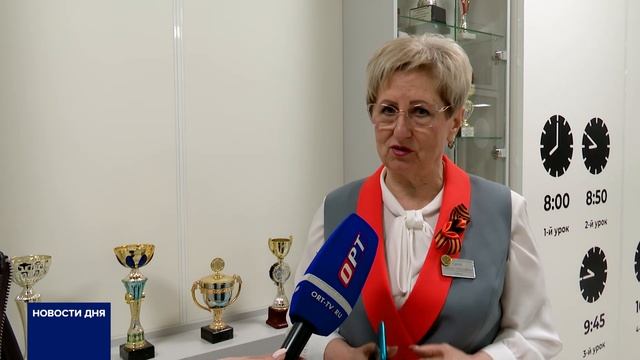 В САРАКТАШЕ ПОСЛЕ РЕМОНТА ОТКРЫЛАСЬ ШКОЛА №2 смотреть онлайн