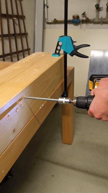 1ая скорость DCD 708 глухарь 220*10 смотреть онлайн