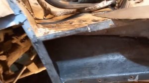 поддомкратник задний установил.жигули