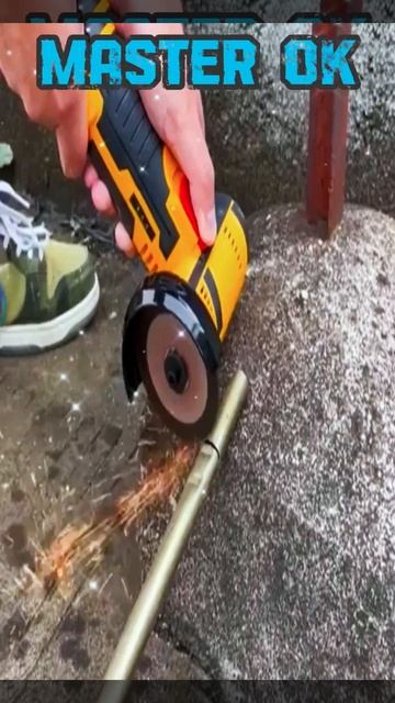 Powerful Cordless Mini Angle Grinder // Мощная Аккумуляторная Мини УШМ # смотреть онлайн