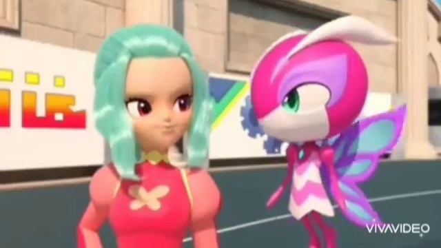 Элли и Феттель под песню магнитола ( клип монкарт)