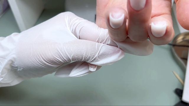 Маникюр Выпиливание натурального ногтя изнутри смотреть онлайн