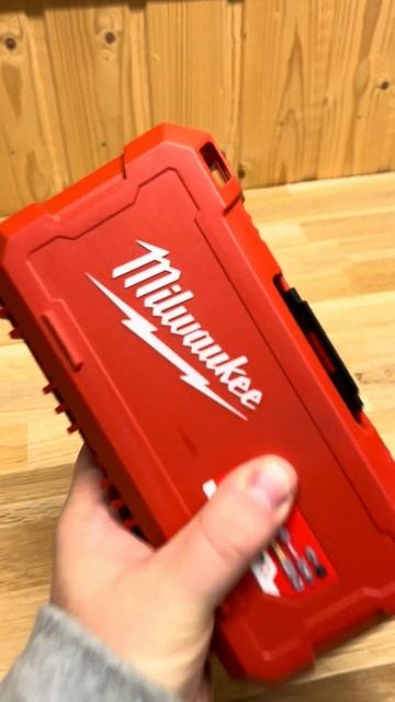 Набор бит milwaukee 48-32-4023 смотреть онлайн