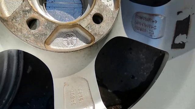 Литые диски из Японии 15 4x100 6J ET43 DIA73.1 Dunlop Violento в Иркутск?