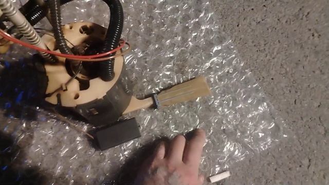 Mondeo 4 2.3. Заменён бензонасос.