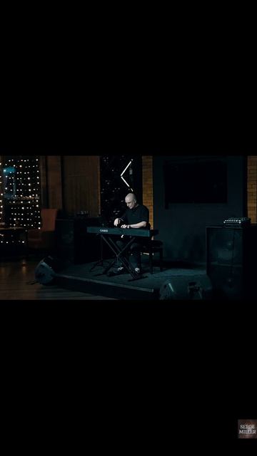 Elvis Presley - Can't help in falling love (Live piano cover) смотреть онлайн