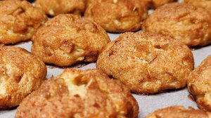 Вчера приготовила творожное печенье с яблоками: казалось бы не сложно, а вкус "невероятный"