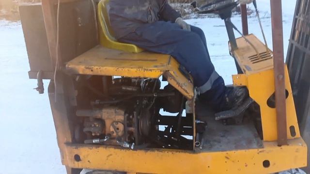 ПОГРУЗЧИК (ПЕРЕДЕЛКА) ЖЕЛТОК НА ХОДУ😁 смотреть онлайн