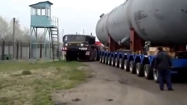 Советский Тягач  MAZ-537 | МАЗ-537 дал газу