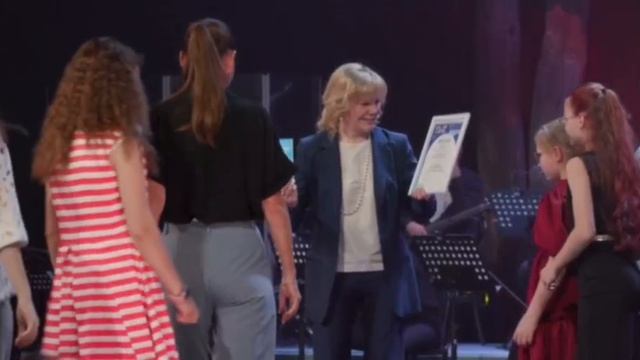 Центр «Исток» на III Московском фестивале школьных театров «Живая сцена» смотреть онлайн