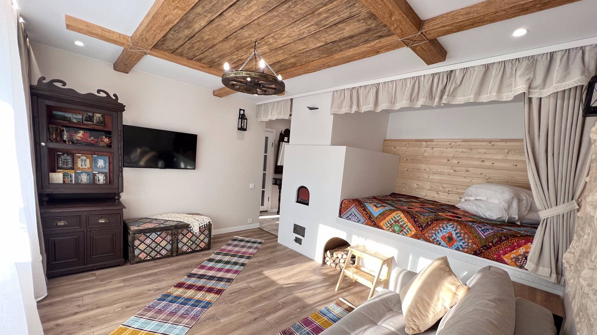 "Обитель Плёсъ" апартаменты в красткосрочную и долгосрочную аренду в г. Плёс. тел. 8 902 747 77 79 смотреть онлайн