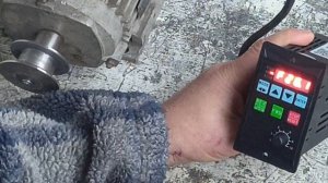 дешёвый китайский частотный преобразователь.Настрой?