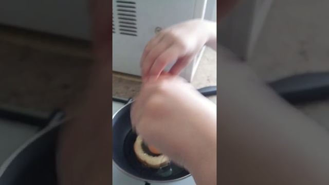 Яичница в хлебе