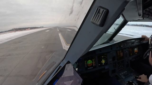 Посадка в Иркутске. Взлет в Пулково. Посадка в Домодед? смотреть онлайн