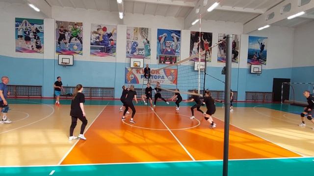 Чемпионат г. Рубцовска по волейболу 2025г. Народная лига смотреть онлайн