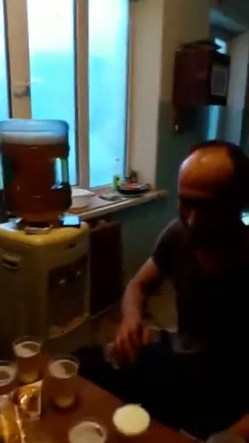 Кулер с пивом смотреть онлайн