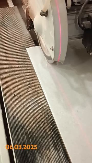 Резка керамогранита. Лазерный уровень стоит отдельно! смотреть онлайн