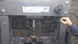 Замена заднего ступичного подшипника на Toyota  Prado 120