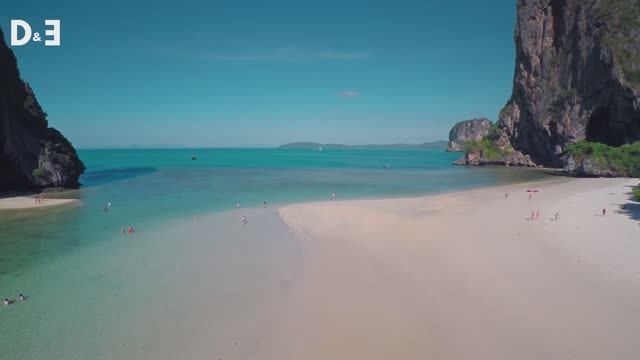 Deep House смотреть онлайн