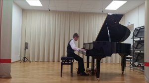 Баба яга А Хевелев на пианино