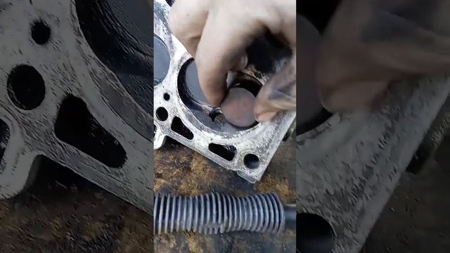 #ВАЗ 2115# СГОРЕЛ#КЛАПАН# поменять один# остальные хороши смотреть онлайн