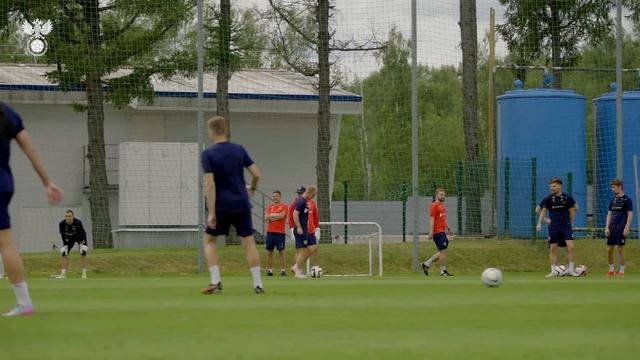 Сборы. День 5. Кроссбар челлендж Карпина, догоняшки и медали Сафонова смотреть онлайн