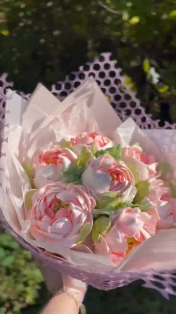 Шикарный букет пионов из зефира 😍😍😍 смотреть онлайн