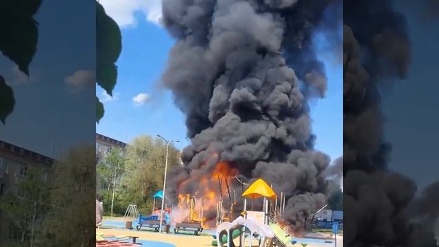 пожар на детской площадке - спички детям не игрушка! а ? смотреть онлайн