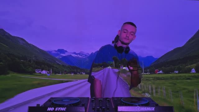 Untitled Mix — Clerk смотреть онлайн