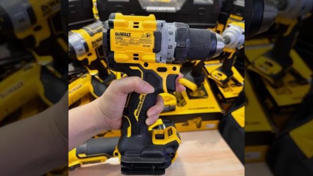 #Дрель   #шуруповерт  #Dewalt DCD800