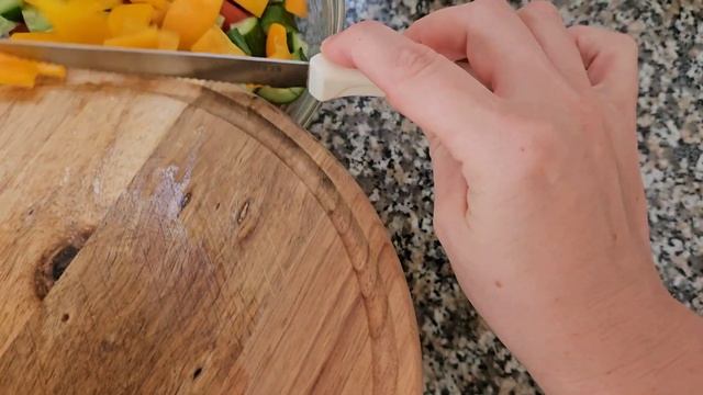 Салат Свіжість. Смачний і корисний.