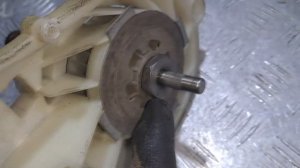 Газонокосилка Bosch Rotak 43 замена подшипников.