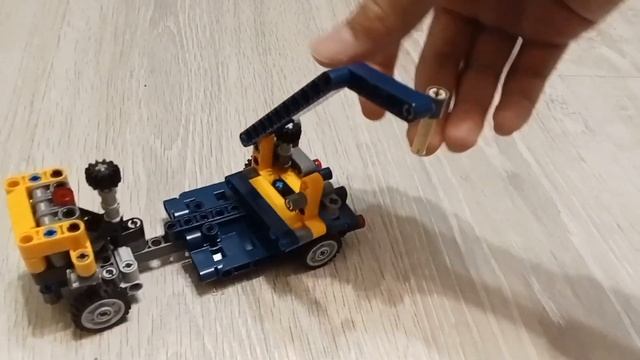 ЛЕГО техник самоделка автокран / из набора 42147