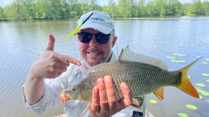 С поплавочной удочкой на озере Юхро. Клёв как на «чёрных камнях».