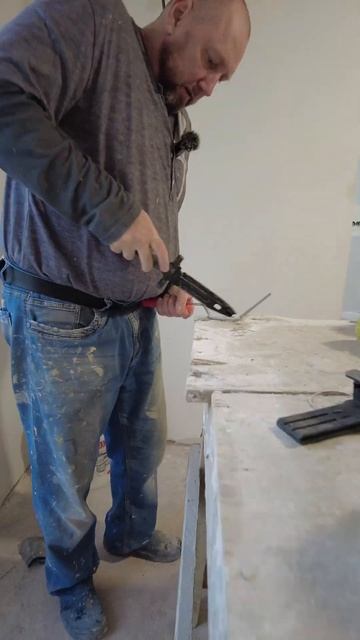 Миксер из бюгеля🌪️💡 #shorts #строительство #ремонтквар смотреть онлайн