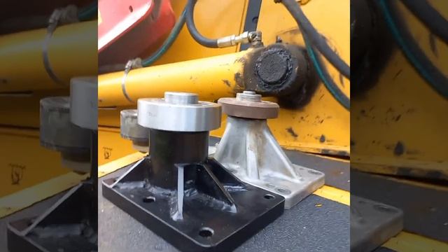 John Deere 325 Причина сильной вибрации!?!?!? самодельный прив смотреть онлайн