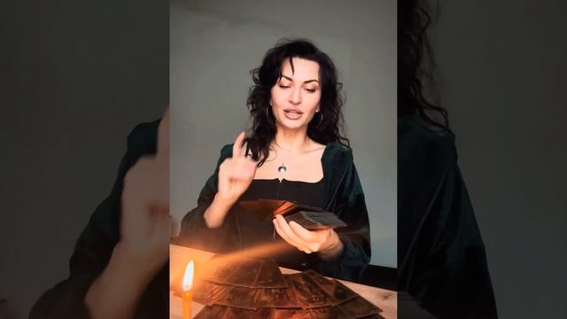 Призрак дома на холме😈Каспер за главного 🏠 #таро #tarot смотреть онлайн