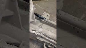 Смазка рулевой рейки без разборки механизма.