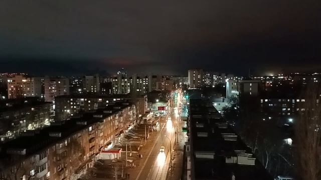 ЧП Энгельс 09.01.2025.Горит нефтебаза,горят прожектора над смотреть онлайн