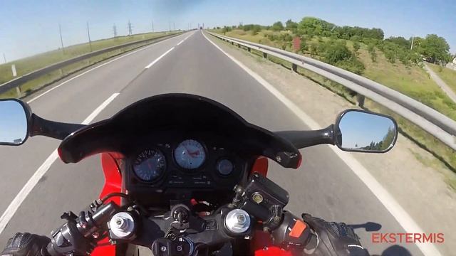 Установил держатель телефона на HONDA CBR 600 F3 смотреть онлайн