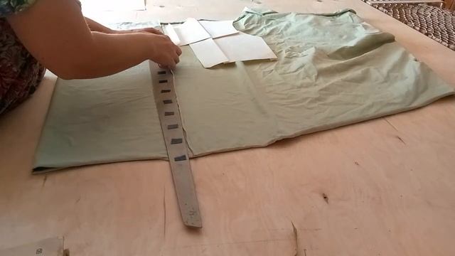 Свитшот и футболка .