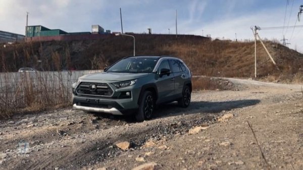 RAV4 ADVENTURE или TOYOTA HARRIER? Что выберете ВЫ?