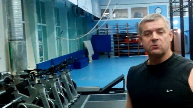 Жим стоя. подъем на грудь смотреть онлайн